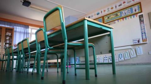&Sigma;&tau;&omicron; 9,8% &eta; &pi;&rho;ό&omega;&rho;&eta; &epsilon;&gamma;&kappa;&alpha;&tau;ά&lambda;&epsilon;&iota;&psi;&eta; &epsilon;&kappa;&pi;&alpha;ί&delta;&epsilon;&upsilon;&sigma;&eta;&sigmaf; &tau;&omicron; 2025 &sigma;&tau;&eta;&nu; &Kappa;ύ&pi;&rho;&omicron;