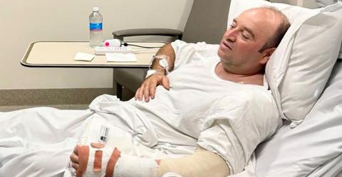 &Sigma;&tau;&omicron; &sigma;&kappa;&alpha;&mu;&nu;ί &omicron; &laquo;ή&rho;&omega;&alpha;&sigmaf; &tau;&omicron;&upsilon; &Mu;&pi;ό&nu;&tau;&alpha;ϊ&raquo; &sigma;&tau;&eta;&nu; &Alpha;&upsilon;&sigma;&tau;&rho;&alpha;&lambda;ί&alpha;-&Kappa;&alpha;&tau;&eta;&gamma;&omicron;&rho;&epsilon;ί&tau;&alpha;&iota; &pi;&omega;&sigmaf; &epsilon;&pi;&iota;&tau;έ&theta;&eta;&kappa;&epsilon; &sigma;&tau;&omicron;&nu; &pi;&alpha;&tau;έ&rho;&alpha; &tau;&omicron;&upsilon;