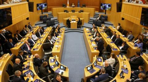 &Tau;&alpha; &sigma;&upsilon;&gamma;&chi;&alpha;&rho;&eta;&tau;ή&rho;&iota;&alpha; &tau;&omega;&nu; &pi;&omicron;&lambda;&iota;&tau;&iota;&kappa;ώ&nu; &alpha;&rho;&chi;&eta;&gamma;ώ&nu; &sigma;&tau;&eta;&nu; &epsilon;&pi;&alpha;&nu;&epsilon;&kappa;&lambda;&omicron;&gamma;ή &Alpha;&nu;&nu;ί&tau;&alpha;&sigmaf; &Delta;&eta;&mu;&eta;&tau;&rho;ί&omicron;&upsilon; &sigma;&tau;&eta;&nu; &Pi;&rho;&omicron;&epsilon;&delta;&rho;ί&alpha; &tau;&eta;&sigmaf; &Beta;&omicron;&upsilon;&lambda;ή&sigmaf;