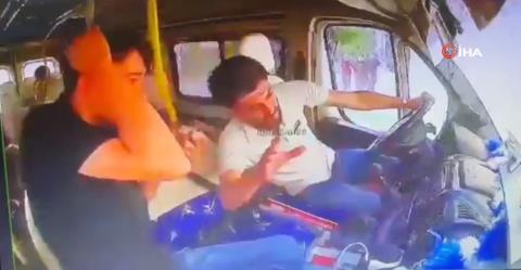 ΒΙΝΤΕΟ: Οδηγός λεωφορείου αποκοιμήθηκε στο τιμόνι 