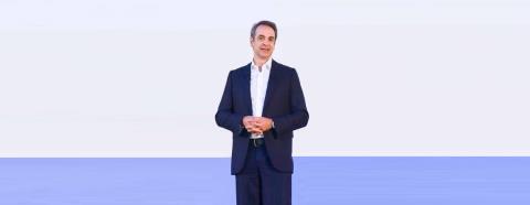 &Kappa;&upsilon;&rho;&iota;ά&kappa;&omicron;&sigmaf; &Mu;&eta;&tau;&sigma;&omicron;&tau;ά&kappa;&eta;&sigmaf; &gamma;&iota;&alpha; &tau;&omicron;&nu; &gamma;ά&mu;&omicron; &tau;&omicron;&upsilon; &gamma;&iota;&omicron;&upsilon; &tau;&omicron;&upsilon; &mu;&epsilon; &tau;&eta; &Mu;&alpha;&rho;ί&alpha; &Sigma;ά&kappa;&kappa;&alpha;&rho;&eta;: &laquo;&Delta;&epsilon; &mu;&pi;&omicron;&rho;ώ &nu;&alpha; &mu;&iota;&lambda;ά&omega; &gamma;&iota;&alpha; &alpha;&upsilon;&tau;ά, &theta;&alpha; &phi;ά&omega; &xi;ύ&lambda;&omicron;&raquo;