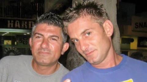 &Epsilon;&kappa;&sigma;&tau;&rho;&alpha;&tau;&epsilon;ί&alpha; &sigma;&upsilon;&lambda;&lambda;&omicron;&gamma;ή&sigmaf; &chi;&rho;&eta;&mu;ά&tau;&omega;&nu; &gamma;&iota;&alpha; &epsilon;&pi;&alpha;&nu;&alpha;&pi;&alpha;&tau;&rho;&iota;&sigma;&mu;ό &sigma;&omicron;&rho;&omicron;ύ &Kappa;ύ&pi;&rho;&iota;&omicron;&upsilon; &pi;&omicron;&upsilon; &delta;&omicron;&lambda;&omicron;&phi;&omicron;&nu;ή&theta;&eta;&kappa;&epsilon; &sigma;&tau;&omicron; &Lambda;&omicron;&nu;&delta;ί&nu;&omicron;-&Upsilon;&pi;έ&kappa;&upsilon;&psi;&epsilon; &sigma;&tau;&alpha; &tau;&rho;&alpha;ύ&mu;&alpha;&tau;ά &tau;&omicron;&upsilon; &mu;&epsilon;&tau;ά &alpha;&pi;ό &epsilon;&pi;ί&theta;&epsilon;&sigma;