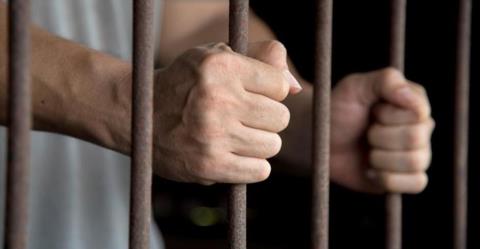 &Sigma;&epsilon; &delta;&iota;&alpha;&theta;&epsilon;&sigma;&iota;&mu;ό&tau;&eta;&tau;&alpha; &alpha;&sigma;&tau;&upsilon;&nu;&omicron;&mu;&iota;&kappa;ό&sigmaf; &gamma;&iota;&alpha; &tau;&eta;&nu; &alpha;&pi;ό&delta;&rho;&alpha;&sigma;&eta; 17&chi;&rho;&omicron;&nu;&omicron;&upsilon; &alpha;&pi;ό &tau;&alpha; &kappa;&rho;&alpha;&tau;&eta;&tau;ή&rho;&iota;&alpha; &Omicron;&mu;&omicron;&rho;&phi;ί&tau;&alpha;&sigmaf;-&Alpha;&rho;&chi;ί&zeta;&epsilon;&iota; &pi;&epsilon;&iota;&theta;&alpha;&rho;&chi;&iota;&kappa;ή έ&rho;&epsilon;&upsilon;&nu;&alpha;