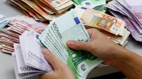 &Pi;&rho;ώ&eta;&nu; &delta;&iota;&epsilon;&upsilon;&theta;&upsilon;&nu;&tau;&iota;&kappa;ό &sigma;&tau;έ&lambda;&epsilon;&chi;&omicron;&sigmaf; &tau;&eta;&sigmaf; &epsilon;&tau;&alpha;&iota;&rho;&epsilon;ί&alpha;&sigmaf; &phi;έ&rho;&epsilon;&tau;&alpha;&iota; &nu;&alpha; &omicron;&iota;&kappa;&epsilon;&iota;&omicron;&pi;&omicron;&iota;ή&theta;&eta;&kappa;&epsilon; &pi;ά&nu;&omega; &alpha;&pi;ό 610 &chi;&iota;&lambda;&iota;ά&delta;&epsilon;&sigmaf; &epsilon;&upsilon;&rho;ώ-&Tau;&omicron;&nu; &kappa;&alpha;&tau;ή&gamma;&gamma;&epsilon;&iota;&lambda;&epsilon; ά&lambda;&lambda;&omicron;&sigmaf; &delta;&iota;&epsilon;&upsilon;&theta;&upsilon;&nu;&tau;ή&sigmaf;