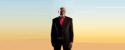 O Morgan Freeman &xi;&alpha;&nu;ά &sigma;&tau;&omicron;&upsilon;&sigmaf; &Pi;&alpha;&xi;&omicron;ύ&sigmaf; &ndash; To &gamma;&epsilon;ύ&mu;&alpha; &kappa;&alpha;&iota; &tau;&alpha; &tau;&rho;&alpha;&gamma;&omicron;ύ&delta;&iota;&alpha; &sigma;&epsilon; &epsilon;&sigma;&tau;&iota;&alpha;&tau;ό&rho;&iota;&omicron; &mu;&epsilon; &epsilon;&lambda;&lambda;&eta;&nu;&iota;&kappa;ή &kappa;&omicron;&upsilon;&zeta;ί&nu;&alpha;
