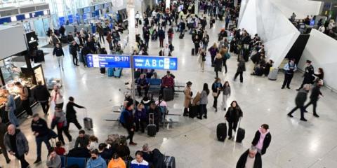 Ό&sigma;&alpha; &alpha;&lambda;&lambda;ά&zeta;&omicron;&upsilon;&nu; &gamma;&iota;&alpha; &tau;&iota;&sigmaf; &pi;&tau;ή&sigma;&epsilon;&iota;&sigmaf; &mu;&epsilon; &alpha;&pi;ό&phi;&alpha;&sigma;&eta; &tau;&eta;&sigmaf; &Epsilon;&upsilon;&rho;&omega;&pi;&alpha;ϊ&kappa;ή&sigmaf; Έ&nu;&omega;&sigma;&eta;&sigmaf;-&Tau;&iota; &alpha;&lambda;&lambda;ά&zeta;&epsilon;&iota; &mu;&epsilon; &alpha;&pi;&omicron;&zeta;&eta;&mu;&iota;ώ&sigma;&epsilon;&iota;&sigmaf; &kappa;&alpha;&iota; &kappa;&rho;&upsilon;&phi;έ&sigmaf; &chi;&rho;&epsilon;ώ&sigma;&epsilon;&iota;&sigmaf;