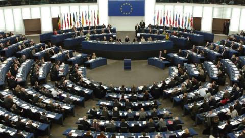 &Mu;&epsilon; &alpha;&nu;&alpha;&phi;&omicron;&rho;έ&sigmaf; &sigma;&tau;&omicron; &Kappa;&upsilon;&pi;&rho;&iota;&alpha;&kappa;ό &eta; έ&kappa;&theta;&epsilon;&sigma;&eta; &gamma;&iota;&alpha; &tau;&eta;&nu; &Tau;&omicron;&upsilon;&rho;&kappa;ί&alpha; &sigma;&tau;&omicron; &Epsilon;&upsilon;&rho;&omega;&pi;&alpha;ϊ&kappa;ό &Kappa;&omicron;&iota;&nu;&omicron;&beta;&omicron;ύ&lambda;&iota;&omicron;-&laquo;&Epsilon;ί&nu;&alpha;&iota; &pi;&lambda;έ&omicron;&nu; &mu;&iota;&alpha; &alpha;&upsilon;&tau;&alpha;&rho;&chi;&iota;&kappa;ή &chi;ώ&rho;&alpha;&raquo;