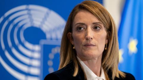 &Sigma;&upsilon;&nu;&epsilon;&chi;ά&rho;&eta; &tau;&eta;&nu; &Kappa;&upsilon;&beta;έ&rho;&nu;&eta;&sigma;&eta; &gamma;&iota;&alpha; &tau;&eta;&nu; &epsilon;&xi;ά&mu;&eta;&nu;&eta; &Pi;&rho;&omicron;&epsilon;&delta;&rho;ί&alpha; &tau;&eta;&sigmaf; &eta; &Mu;έ&tau;&sigma;&omicron;&lambda;&alpha;-&laquo;&Eta;&nbsp;&Epsilon;&Epsilon; &theta;&alpha; &epsilon;ί&nu;&alpha;&iota; &pi;&rho;&alpha;&gamma;&mu;&alpha;&tau;&iota;&kappa;ά &epsilon;&nu;&iota;&alpha;ί&alpha; &mu;ό&nu;&omicron; ό&tau;&alpha;&nu;