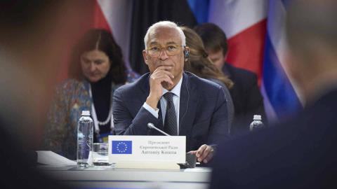 &Sigma;&upsilon;&zeta;ή&tau;&eta;&sigma;&eta; &sigma;&tau;&eta; &Sigma;ύ&nu;&omicron;&delta;&omicron; &Kappa;&omicron;&rho;&upsilon;&phi;ή&sigmaf; &tau;&eta;&sigmaf; &Epsilon;.&Epsilon;. &gamma;&iota;&alpha; &tau;&omicron; ά&nu;&omicron;&iota;&gamma;&mu;&alpha; &delta;&iota;&pi;&lambda;&omega;&mu;&alpha;&tau;&iota;&kappa;ή&sigmaf; &delta;&iota;ό&delta;&omicron;&upsilon; &tau;&omicron;&upsilon; &Alpha;&nu;&tau;ό&nu;&iota;&omicron; &Kappa;ό&sigma;&tau;&alpha; &mu;&epsilon; &tau;&eta; &Rho;&omega;&sigma;ί&alpha;