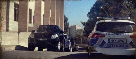 &Pi;&alpha;&rho;&alpha;&pi;έ&mu;&phi;&theta;&eta;&kappa;&alpha;&nu; &sigma;&epsilon; &delta;ί&kappa;&eta; &omicron;&iota; &tau;έ&sigma;&sigm