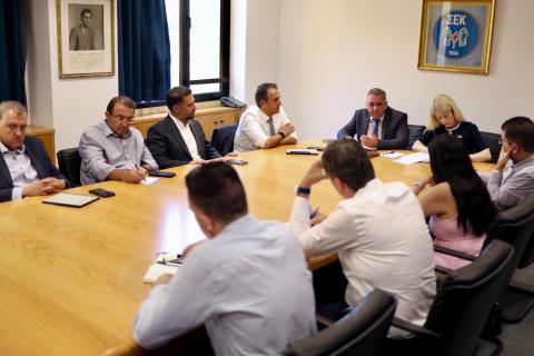 &Kappa;&omicron;&iota;&nu;ό&sigmaf; &sigma;&tau;ό&chi;&omicron;&sigmaf; &Delta;&Eta;&Sigma;&Upsilon; &kappa;&alpha;&iota; &Sigma;&Epsilon;&Kappa; &eta; &alpha;ύ&xi;&eta;&sigma;&eta; &tau;&omega;&nu; &chi;&alpha;&mu;&eta;&lambda;ώ&nu; &kappa;&alpha;&iota; &mu;&epsilon;&sigma;&alpha;ί&omega;&nu; &sigma;&upsilon;&nu;&tau;ά&xi;&epsilon;&omega;&nu;