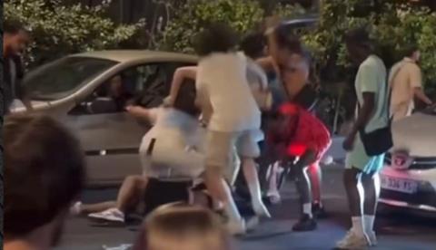 &Beta;&Iota;&Nu;&Tau;&Epsilon;&Omicron;: &Epsilon;&iota;&kappa;ό&nu;&epsilon;&sigmaf; &chi;ά&omicron;&upsilon;&sigmaf; &sigma;&epsilon; &epsilon;&tau;ή&sigma;&iota;&omicron; &mu;&omicron;&upsilon;&sigma;&iota;&kappa;ό &phi;&epsilon;&sigma;&tau;&iota;&beta;ά&lambda; &sigma;&tau;&eta; &Gamma;&alpha;&lambda;&lambda;ί&alpha;-&Kappa;&alpha;&tau;&alpha;&gamma;&gamma;&epsilon;&lambda;ί&epsilon;&sigmaf; &gamma;&iota;&alpha; &beta;&iota;&alpha;&sigma;&mu;&omicron;ύ&sigmaf;, &sigma;&epsilon;&xi;&omicron;&upsilon;&alpha;&lambda;&iota;&kappa;έ&sigmaf; &epsilon;&pi;&iota;&theta;έ&sigma;&epsilon;&iota;&sigmaf; &kappa;&alpha;&iota; ά&gamma;&rho;&iota;&omicron;&upsilon;&sigmaf; &xi;&upsilon;&lambda;&omicron;&delta;&alpha;&rho;&mu;&omicron;ύ