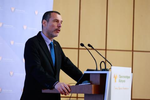 &Pi;&alpha;&rho;&alpha;&mu;έ&nu;&epsilon;&iota; &pi;&rho;&omicron;&sigma;&eta;&lambda;&omega;&mu;έ&nu;&omicron; &sigma;&epsilon; &mu;ί&alpha; &omicron;&lambda;&iota;&sigma;&tau;&iota;&kappa;ή &pi;&rho;&omicron;&sigma;έ&gamma;&gamma;&iota;&sigma;&eta; &gamma;&iota;&alpha; &tau;&omicron;&nu; &kappa;&alpha;&rho;&kappa;ί&nu;&omicron; &tau;&omicron; &Upsilon;&pi;. &Upsilon;&gamma;&epsilon;ί&alpha;&sigmaf;-&Omicron;&iota; &tau;έ&sigma;&sigma;&epsilon;&rho;&iota;&sigmaf; &theta;&epsilon;&sigma;&mu;&iota;&kappa;έ&sigmaf; &pi;&alpha;&rho;&epsilon;&mu;&beta;ά&sigma;&epsilon;&iota;&sigmaf;