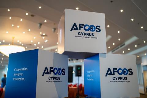 &Eta; &Kappa;ύ&pi;&rho;&omicron;&sigmaf; &phi;&iota;&lambda;&omicron;&xi;&epsilon;&nu;&epsilon;ί &epsilon;&upsilon;&rho;&omega;&pi;&alpha;ϊ&kappa;ό &epsilon;&rho;&gamma;&alpha;&sigma;&tau;ή&rho;&iota;&omicron; &gamma;&iota;&alpha; &tau;&eta;&nu; &kappa;&alpha;&tau;&alpha;&pi;&omicron;&lambda;έ&mu;&eta;&sigma;&eta; &tau;&eta;&sigmaf; &alpha;&pi;ά&tau;&eta;&sigmaf;