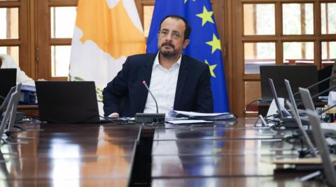 &Pi;&rho;&omicron;&chi;ώ&rho;&eta;&sigma;&epsilon; &sigma;&epsilon; &delta;ύ&omicron; &delta;&iota;&omicron;&rho;&iota;&sigma;&mu;&omicron;ύ&sigmaf; &tau;&omicron; &Upsilon;&pi;&omicron;&upsilon;&rho;&gamma;&iota;&kappa;ό-&Pi;&omicron;&iota;&omicron;&iota; &pi;&alpha;ί&rho;&nu;&omicron;&upsilon;&nu; &tau;&iota;&sigmaf; &theta;έ&sigma;&epsilon;&iota;&sigmaf; &Epsilon;&pi;&iota;&tau;&rho;ό&pi;&omicron;&upsilon; &kappa;&alpha;&iota; &Beta;&omicron;&eta;&theta;&omicron;ύ &Epsilon;&pi;. &Rho;&upsilon;&theta;&mu;ί&sigma;&epsilon;&omega;&sigmaf; &Eta;&lambda;&epsilon;&kappa;&tau;&rho;&omicron;&nu;&iota;&kappa;ώ&nu; &Epsilon;&pi;&iota;&kappa;&omicron;&iota;&nu;&omega;&nu;&iota;ώ&nu;