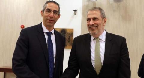 &Alpha;&nu;&epsilon;&xi;ά&rho;&tau;&eta;&tau;&omicron; &delta;&eta;&mu;ό&sigma;&iota;&omicron; &kappa;&alpha;&tau;ή&gamma;&omicron;&rho;&omicron; &zeta;&eta;&tau;ά &kappa;&alpha;&iota; &tau;&omicron; &Delta;&Eta;&Kappa;&Omicron;, &alpha;&iota;&chi;&mu;έ&sigmaf; &kappa;&alpha;&tau;ά &Epsilon;&iota;&sigma;&alpha;&gamma;&gamma;&epsilon;&lambda;ί&alpha;&sigmaf; &gamma;&iota;&alpha; &Kappa;&rho;ά&tau;&omicron;&sigmaf; &Mu;&alpha;&phi;ί&alpha;-&laquo;&Alpha;&nu;ή&mu;&pi;&omicron;&rho;&eta; &nu;&alpha; &delta;&iota;&alpha;&chi;&epsilon;&iota;&rho;&iota;&sigma;&tau;&epsilon;ί έ&nu;&alpha; &sigma;&omicron;&beta;&alpha;&rho;ό&tau;&alpha;&tau;&omicron; &pi;ό