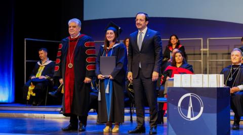 &Nu;. &Chi;&rho;&iota;&sigma;&tau;&omicron;&delta;&omicron;&upsilon;&lambda;ί&delta;&eta;&sigmaf;: &Sigma;&tau;ό&chi;&omicron;&sigmaf; &eta; &delta;&eta;&mu;&iota;&omicron;&upsilon;&rho;&gamma;ί&alpha; &epsilon;&nu;ό&sigmaf; &omicron;&rho;&gamma;&alpha;&nu;&iota;&sigma;&mu;&omicron;ύ &gamma;&iota;&alpha; &tau;&eta;&nu; &pi;&rho;&omicron;&sigma;έ&lambda;&kappa;&upsilon;&sigma;&eta; &pi;&omicron;&iota;&omicron;&tau;&iota;&kappa;ώ&nu; &phi;&omicron;&iota;&tau;&eta;&tau;ώ&nu;