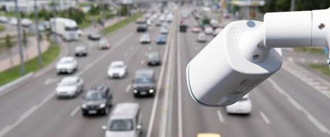 Έ&rho;&chi;&omicron;&nu;&tau;&alpha;&iota; AI &kappa;ά&mu;&epsilon;&rho;&epsilon;&sigmaf; &pi;&omicron;&upsilon; &theta;&alpha; &kappa;&alpha;&tau;&alpha;&gamma;&rho;ά&phi;&omicron;&upsilon;&nu; &chi;&rho;ή&sigma;&eta; &kappa;&iota;&nu;&eta;&tau;ώ&nu; &alpha;&pi;ό &tau;&omicron;&upsilon;&sigmaf; &omicron;&delta;&eta;&gamma;&omicron;ύ&sigmaf;-&Xi;&epsilon;&kappa;&iota;&nu;ά &pi;&iota;&lambda;&omicron;&tau;&iota;&kappa;ή &phi;ά&sigma;&eta;... &sigma;&tau;&alpha; &phi;&alpha;&nu;&epsilon;&rho;ά