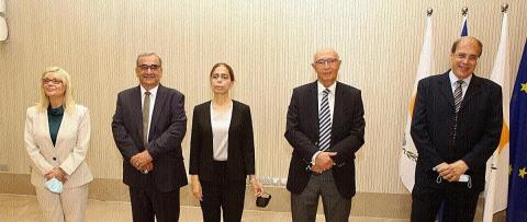 &Alpha;&nu;&omicron;ί&gamma;&epsilon;&iota; &tau;&omicron; &kappa;&epsilon;&phi;ά&lambda;&alpha;&iota;&omicron; &gamma;&iota;&alpha; &pi;&alpha;&rho;&alpha;&chi;ώ&rho;&eta;&sigma;&eta; &delta;&upsilon;&nu;&alpha;&tau;ό&tau;&eta;&tau;&alpha;&sigmaf; &delta;&iota;&omicron;&rho;&iota;&sigma;&mu;&omicron;ύ &pi;&omicron;&iota;&nu;&iota;&kappa;ώ&nu; &alpha;&nu;&alpha;&kappa;&rho;&iota;&tau;ώ&nu; &alpha;&pi;ό &tau;&eta;&nu; &Alpha;&rho;&chi;ή &Kappa;&alpha;&tau;ά &tau;&eta;&sigmaf; &Delta;&iota;&alpha;&phi;&theta;&omicron;&rho;ά&sigmaf; &eta; &Beta;&omicron;&upsilon;&lambda;ή-&Tau;&rho;&epsilon;&iota;&sigmaf; &pi;&rho;&omicron;&tau;ά&sigma;&epsilon;&iota;