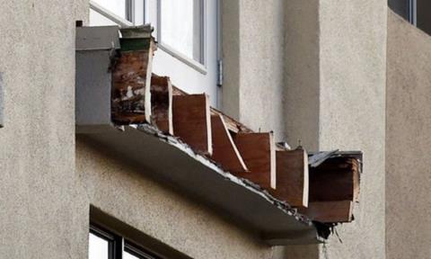 Έ&rho;&epsilon;&upsilon;&nu;&epsilon;&sigmaf; &gamma;&iota;&alpha; &tau;&eta;&nu; &kappa;&alpha;&tau;ά&rho;&rho;&epsilon;&upsilon;&sigma;&eta; &mu;&pi;&alpha;&lambda;&kappa;&omicron;&nu;&iota;ώ&nu; &alpha;&pi;ό &pi;&omicron;&lambda;&upsilon;&kappa;&alpha;&tau;&omicron;&iota;&kappa;ί&alpha; &sigma;&tau;&eta; &Lambda;&epsilon;&mu;&epsilon;&sigma;ό-&Epsilon;&kappa; &pi;&rho;ώ&tau;&eta;&sigmaf; &phi;&alpha;ί&nu;&epsilon;&tau;&alpha;&iota; &pi;&omega;&sigmaf; &delta;&epsilon;&nu; ή&tau;&alpha;&nu; &sigma;&tau;&eta; &lambda;ί&sigma;&tau;&alpha; &mu;&epsilon; &tau;&iota;&sigmaf; &epsilon;&pi;&iota;&kappa;ί&nu;&delta;&upsilon;&nu;&epsilon;&sigmaf; &omicron;&iota;&kappa;