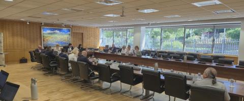 &Mu;&eta;&chi;&alpha;&nu;&iota;&sigma;&mu;ό &sigma;&tau;ή&rho;&iota;&xi;&eta;&sigmaf; &tau;&omicron;&upsilon;&rho;&iota;&sigma;&tau;&iota;&kappa;ή&sigmaf; &beta;&iota;&omicron;&mu;&eta;&chi;&alpha;&nu;ί&alpha;&sigmaf; &alpha;&pi;ό &kappa;&rho;ί&sigma;&epsilon;&iota;&sigmaf; &zeta;&eta;&tau;&omicron;ύ&nu; &phi;&omicron;&rho;&epsilon;ί&sigmaf;-&laquo;&Omicron; &kappa;&upsilon;&pi;&rho;&iota;&alpha;&kappa;ό&sigmaf; &tau;&omicron;&upsilon;&rho;&iota;&sigma;&mu;ό&sigmaf; &pi;&lambda;ή&rho;&omega;&sigma;&epsilon; &tau;&omicron; &tau;ί&mu;&eta;&mu;&alpha; &tau;&omicron;&upsilon; &pi;&omicron;&lambda;έ&mu;&omicron;&upsilon; &sigma;&tau;&eta; &Mu;έ&sigma;&eta;
