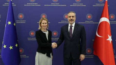 &Upsilon;&pi;&omicron;&sigma;&tau;ή&rho;&iota;&xi;&eta; &sigma;&tau;&iota;&sigmaf; &pi;&rho;&omicron;&sigma;&pi;ά&theta;&epsilon;&iota;&epsilon;&sigmaf; &Gamma;&kappa;&omicron;&upsilon;&tau;έ&rho;&epsilon;&sigmaf; &gamma;&iota;&alpha; &tau;&omicron; &Kappa;&upsilon;&pi;&rho;&iota;&alpha;&kappa;ό &epsilon;&xi;έ&phi;&rho;&alpha;&sigma;&alpha;&nu; &sigma;&epsilon; &kappa;&omicron;&iota;&nu;ή &delta;ή&lambda;&omega;&sigma;&eta; &Kappa;ά&lambda;&alpha;&sigmaf;, &Kappa;&omicron;&sigmaf;, &Mu;&pi;&rho;&omicron;ύ&nu;&epsilon;&rho; &kappa;&alpha;&iota; &Phi;&iota;&nu;&tau;ά&nu;