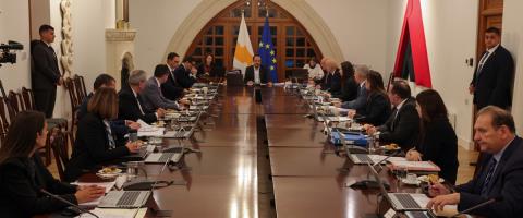 &Alpha;&nu;&omicron;ί&gamma;&epsilon;&iota; &mu;&epsilon; &Delta;&Epsilon;&Phi;&Alpha; &omicron; &chi;&omicron;&rho;ό&sigmaf; &tau;&omega;&nu; &alpha;&nu;&alpha;&kappa;&omicron;&iota;&nu;ώ&sigma;&epsilon;&omega;&nu; &gamma;&iota;&alpha; &tau;&alpha; &Delta;.&Sigma;. &eta;&mu;&iota;&kappa;&rho;&alpha;&tau;&iota;&kappa;ώ&nu; &kappa;&alpha;&iota; &omicron;&rho;&gamma;&alpha;&nu;&iota;&sigma;&mu;ώ&nu; &delta;&eta;&mu;&omicron;&sigma;ί&omicron;&upsilon; &delta;&iota;&kappa;&alpha;ί&omicron;&upsilon;-&Sigma;&epsilon; &epsilon;&pi;&iota;&phi;&upsilon;&lambda;&alpha;&kappa;ή &gamma;&iota;&alpha; &tau;&omicron;&upsilon;&sigmaf; &delta;&iota;&omicron;&rho;&iota;&sigma;&mu;&omicron;ύ&sigmaf;