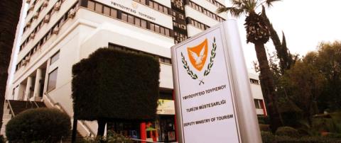 Πάνω από τα μισά ξενοδοχεία λειτουργούν χωρίς άδεια-Αυθαιρεσίες σε καταλύματα διαπίστωσε η Ελεγκτική μετά την κατάρρευση πολυκατοι