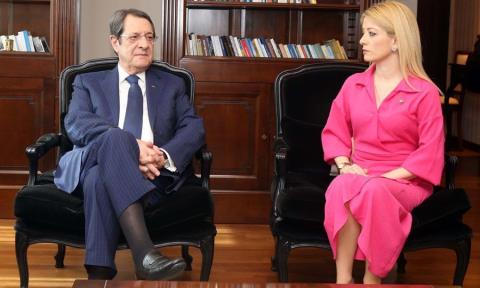 &Chi;&alpha;&iota;&rho;&epsilon;&tau;ί&zeta;&epsilon;&iota; &tau;&omicron;&nu; &delta;&iota;&omicron;&rho;&iota;&sigma;&mu;ό &pi;&omicron;&iota;&nu;&iota;&kappa;ώ&nu; &alpha;&nu;&alpha;&kappa;&rho;&iota;&tau;ώ&nu; &gamma;&iota;&alpha; &tau;&omicron; &Kappa;&rho;ά&tau;&omicron;&sigmaf; &Mu;&alpha;&phi;ί&alpha; &kappa;&alpha;&iota; &epsilon;&pi;&iota;&mu;έ&nu;&epsilon;&iota; &gamma;&iota;&alpha; &delta;&eta;&mu;ό&sigma;&iota;&omicron; &kappa;&alpha;&tau;ή&gamma;&omicron;&rho;&omicron; &omicron; &Delta;&Eta;&Sigma;&Upsilon;-&laquo;&Tau;&alpha;&chi;&epsilon;ί&alpha;, &pi;&lambda;ή&rho;&eta;&sigmaf; &kappa;&alpha;&iota; &sigma;&epsilon; &beta;ά&theta;