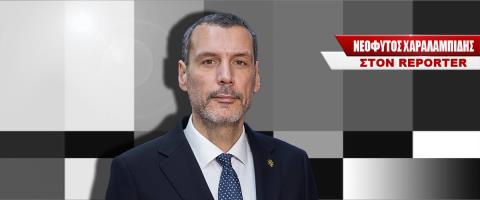 &Nu;. &Chi;&alpha;&rho;&alpha;&lambda;&alpha;&mu;&pi;ί&delta;&eta;&sigmaf; &sigma;&tau;&omicron;&nu; REPORTER: &Eta; &Kappa;&upsilon;&pi;&rho;&iota;&alpha;&kappa;ή &Pi;&rho;&omicron;&epsilon;&delta;&rho;ί&alpha; &alpha;&pi;έ&delta;&epsilon;&iota;&xi;&epsilon; ό&tau;&iota; &eta; &Kappa;ύ&pi;&rho;&omicron;&sigmaf; &mu;&pi;&omicron;&rho;&epsilon;ί &nu;&alpha; &delta;&iota;&alpha;&mu;&omicron;&rho;&phi;ώ&nu;&epsilon;&iota; &epsilon;&upsilon;&rho;&omega;&pi;&alpha;ϊ&kappa;έ&sigmaf; &pi;&omicron;&lambda;&iota;&tau;&iota;&kappa;έ&sigmaf;