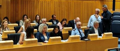 Έ&rho;&chi;&omicron;&nu;&tau;&alpha;&iota; &psi;&upsilon;&chi;&omicron;&mu;&epsilon;&tau;&rho;&iota;&kappa;ά &kappa;ά&theta;&epsilon; &tau;&rho;ί&alpha; &chi;&rho;ό&nu;&iota;&alpha; &sigma;&epsilon; &alpha;&sigma;&tau;&upsilon;&nu;&omicron;&mu;&iota;&kappa;&omicron;ύ&sigmaf; &pi;&omicron;&upsilon; &kappa;&alpha;&tau;έ&chi;&omicron;&upsilon;&nu; ό&pi;&lambda;&alpha;-&Sigma;&omicron;&kappa;&alpha;&rho;&iota;&sigma;&tau;&iota;&kappa;&omicron;ί &alpha;&rho;&iota;&theta;&mu;&omicron;ί &gamma;&iota;&alpha; &beta;ί&alpha; &sigma;&tau;&eta;&nu; &omicron;&iota;&kappa;&omicron;&gamma;έ&nu;&epsilon;&iota;&alpha;, 18.000 &kappa;&alpha;&tau;&alpha;&gamma;
