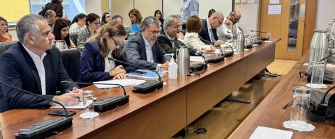 &Alpha;&nu;έ&lambda;&upsilon;&sigma;&epsilon; &tau;&iota;&sigmaf; &alpha;&lambda;&lambda;&alpha;&gamma;έ&sigmaf; &gamma;&iota;&alpha; &tau;&eta; &sigma;&upsilon;&nu;&tau;&alpha;&xi;&iota;&omicron;&delta;&omicron;&tau;&iota;&kappa;ή &mu;&epsilon;&tau;&alpha;&rho;&rho;ύ&theta;&mu;&iota;&sigma;&eta; &sigma;&tau;&eta; &Beta;&omicron;&upsilon;&lambda;ή &omicron; &Mu;&omicron;&upsilon;&sigma;&iota;&omicron;ύ&tau;&tau;&alpha;&sigmaf;-&Tau;&iota; &mu;&epsilon;&lambda;&epsilon;&tau;ά&tau;&alpha;&iota; &gamma;&iota;&alpha; &tau;&omicron; &chi;&rho;έ&omicron;&sigmaf; &tau;&omega;&nu; 12 &delta;&iota;&sigmaf; &tau;&omicron;&upsilon; &kappa;&rho;ά&tau;&omicron;&upsilon;&sigmaf; &sigma;&tau;