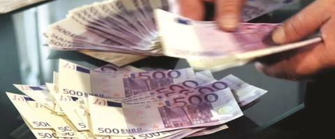 Προειδοποιητική επιστολή Κομισιόν σε Κύπρο, δεν συμμορφώθηκε με την ευρωπαϊκή οδηγία για την καταπολέμηση ξεπλύματος χρήματος