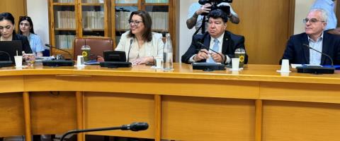 &Epsilon;&nu;&tau;ό&sigmaf; &Sigma;&epsilon;&pi;&tau;&epsilon;&mu;&beta;&rho;ί&omicron;&upsilon; &kappa;&alpha;&tau;&alpha;&tau;ί&theta;&epsilon;&tau;&alpha;&iota; &tau;&omicron; &nu;&omicron;&mu;&omicron;&sigma;&chi;έ&delta;&iota;&omicron; &gamma;&iota;&alpha; &tau;&eta;&nu; &epsilon;&iota;&delta;&iota;&kappa;ή &epsilon;&kappa;&pi;&alpha;ί&delta;&epsilon;&upsilon;&sigma;&eta;-&Tau;&omicron; &phi;&theta;&iota;&nu;ό&pi;&omega;&rho;&omicron; &sigma;&tau;&eta; &Beta;&omicron;&upsilon;&lambda;ή &kappa;&alpha;&iota; &eta; &pi;&rho;ό&tau;&alpha;&sigma;&eta; &gamma;&iota;&alpha; &kappa;&alpha;&tau;ά&lambda;&omicron;&gamma;&omicron; &delta;&iota;&omicron;&rho;&iota;&sigma;&tau;έ&omega;&nu;
