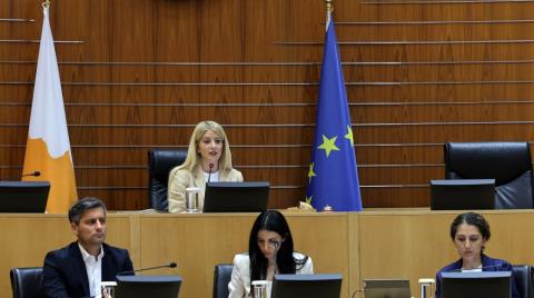 &Eta; &Beta;&omicron;&upsilon;&lambda;ή &kappa;ύ&rho;&omega;&sigma;&epsilon; &sigma;&upsilon;&mu;&phi;&omega;&nu;ί&alpha; &Kappa;ύ&pi;&rho;&omicron;&upsilon;-&Sigma;&epsilon;&rho;&beta;ί&alpha;&sigmaf; &gamma;&iota;&alpha; &pi;&rho;&omicron;&sigma;&omega;&rho;&iota;&nu;ή &pi;&alpha;&rho;&omicron;&upsilon;&sigma;ί&alpha; &sigma;&tau;&rho;&alpha;&tau;&iota;&omega;&tau;&iota;&kappa;&omicron;ύ &pi;&rho;&omicron;&sigma;&omega;&pi;&iota;&kappa;&omicron;ύ