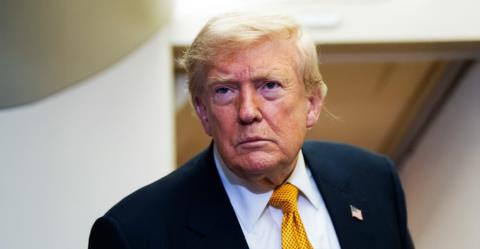 &Tau;&rho;&alpha;&mu;&pi; &kappa;&alpha;&tau;ά &pi;ά&nu;&tau;&omega;&nu;-&Epsilon;&pi;&iota;&tau;ί&theta;&epsilon;&tau;&alpha;&iota; &sigma;&epsilon; New York Times, CNN, Wall Street Journal, &kappa;&alpha;&tau;&eta;&gamma;&omicron;&rho;&epsilon;ί &tau;&omicron;&upsilon;&sigmaf; &Delta;&eta;&mu;&omicron;&kappa;&rho;&alpha;&tau;&iota;&kappa;&omicron;ύ&sigmaf; &gamma;&iota;&alpha;... &kappa;&omicron;&mu;&mu;&omicron;&upsilon;&nu;&iota;&sigma;&tau;&iota;&kappa;ή &sigma;&tau;&rho;&omicron;&phi;ή