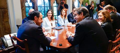 &Mu;&epsilon; &iota;&kappa;&alpha;&nu;&omicron;&pi;&omicron;ί&eta;&sigma;&eta;, &alpha;&lambda;&lambda;ά &kappa;&alpha;&iota;&hellip; &mu;&pi;&eta;&chi;&tau;έ&sigmaf; &eta; &pi;&rho;ώ&tau;&eta; &tau;&omicron;&pi;&omicron;&theta;έ&tau;&eta;&sigma;&eta; &Chi;&rho;&iota;&sigma;&tau;&omicron;&delta;&omicron;&upsilon;&lambda;ί&delta;&eta; &gamma;&iota;&alpha; &tau;&omicron;&nu; &delta;&iota;&omicron;&rho;&iota;&sigma;&mu;ό &Phi;ί&tau;&omicron;- &laquo;&Omicron;&upsilon;&sigma;&iota;&alpha;&sigma;&tau;&iota;&kappa;ό &alpha;&pi;&omicron;&tau;έ&lambda;&epsilon;&sigma;&mu;&alpha; &tau;&eta;&sigmaf; &sigma;&upsilon;&nu;&epsilon;&pi;&omicron;ύ&sigmaf; &sigma;&tau;&rho;&alpha;