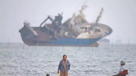 &Epsilon;&xi;&alpha;&kappa;&omicron;&lambda;&omicron;&upsilon;&theta;&epsilon;ί &nu;&alpha; &alpha;&gamma;&nu;&omicron;&epsilon;ί&tau;&alpha;&iota; &omicron; &Iota;&nu;&delta;ό&sigmaf; &nu;&alpha;&upsilon;&tau;&iota;&kappa;ό&sigmaf; &tau;&omicron;&upsilon; &pi;&lambda;&omicron;ί&omicron;&upsilon; &mu;&epsilon; &kappa;&upsilon;&pi;&rho;&iota;&alpha;&kappa;ή &sigma;&eta;&mu;&alpha;ί&alpha; &pi;&omicron;&upsilon; &delta;έ&chi;&theta;&eta;&kappa;&epsilon; &pi;&upsilon;&rho;ά &alpha;&pi;ό &tau;&omicron; &Iota;&rho;ά&nu;-&Alpha;&sigma;&phi;&alpha;&lambda;&epsilon;ί&sigmaf; &omicron;&iota; &upsilon;&pi;ό&lambda;&omicron;&iota;&pi;&omicron;&iota;