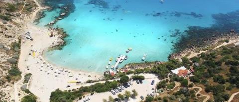 &Upsilon;&pi;έ&kappa;&upsilon;&psi;&epsilon; &sigma;&tau;&alpha; &tau;&rho;&alpha;ύ&mu;&alpha;&tau;ά &tau;&omicron;&upsilon; &omicron; 37&chi;&rho;&omicron;&nu;&omicron;&sigmaf; &pi;&omicron;&upsilon; &epsilon;ί&chi;&epsilon; &epsilon;&gamma;&kappa;&lambda;&omega;&beta;&iota;&sigma;&tau;&epsilon;ί &sigma;&tau;&alpha; &beta;&rho;ά&chi;&iota;&alpha; &sigma;&tau;&omicron;&nu; &Kappa;ό&nu;&nu;&omicron;-Έ&delta;&omega;&sigma;&epsilon; &mu;ά&chi;&eta; &alpha;&lambda;&lambda;ά &delta;&epsilon;&nu; &tau;&alpha; &kappa;&alpha;&tau;ά&phi;&epsilon;&rho;&epsilon;